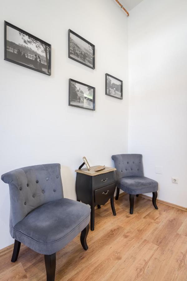 Real Apartments Zichy Budapest Bagian luar foto