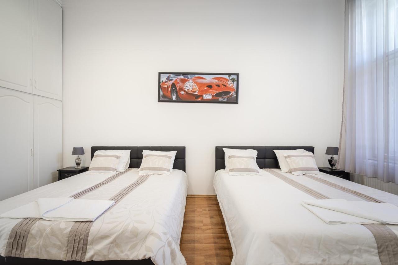 Real Apartments Zichy Budapest Bagian luar foto