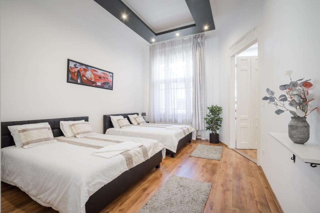 Real Apartments Zichy Budapest Bagian luar foto