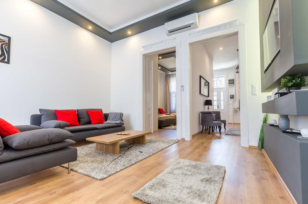 Real Apartments Zichy Budapest Bagian luar foto